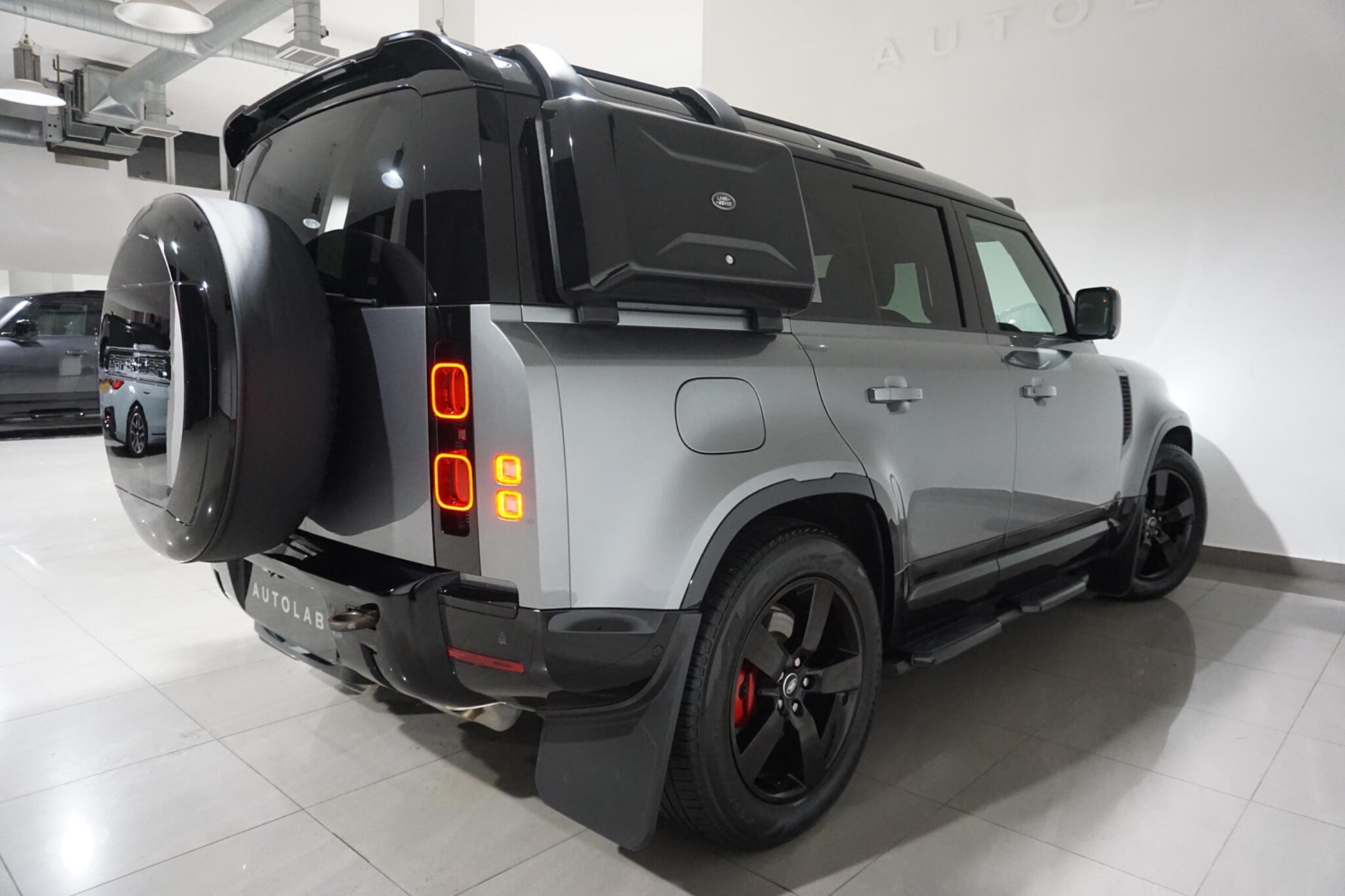Land Rover Defender 110 2.0 P400e 15.4kWh X-Dynamic SE SUV 5dr Petrol Plug-in Hybrid Auto 4WD Euro 6 (s/s) (404 ps)